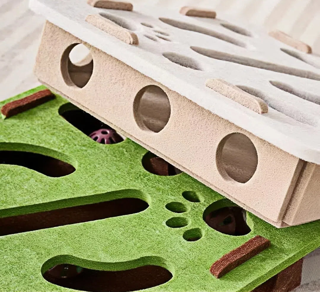 Satori Pounce Lab — Felt Maze Box Cat Toy
