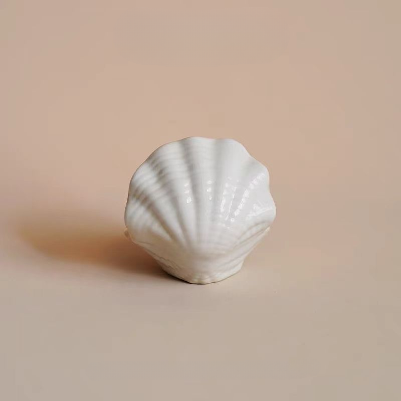 White Shell Ceramic Candle Holder